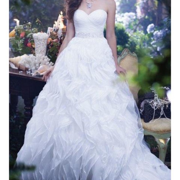 Alfred Angelo Dresses & Skirts - Alfred Angelo Ariel wedding dress